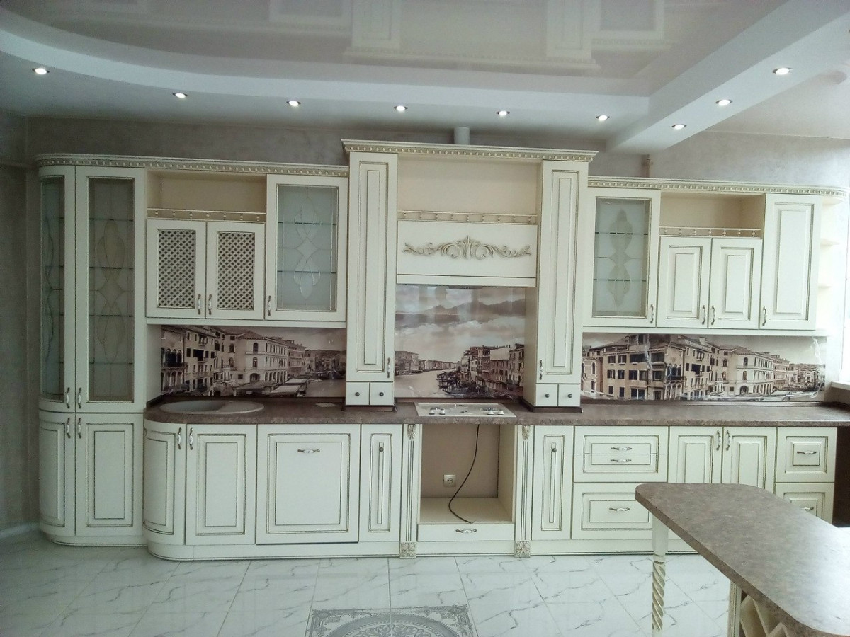 Кухни Каролин на заказ в Красноперекопске фотография