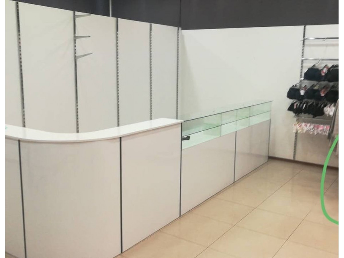 Торговая мебель Лонан на заказ в Красноперекопске фотография